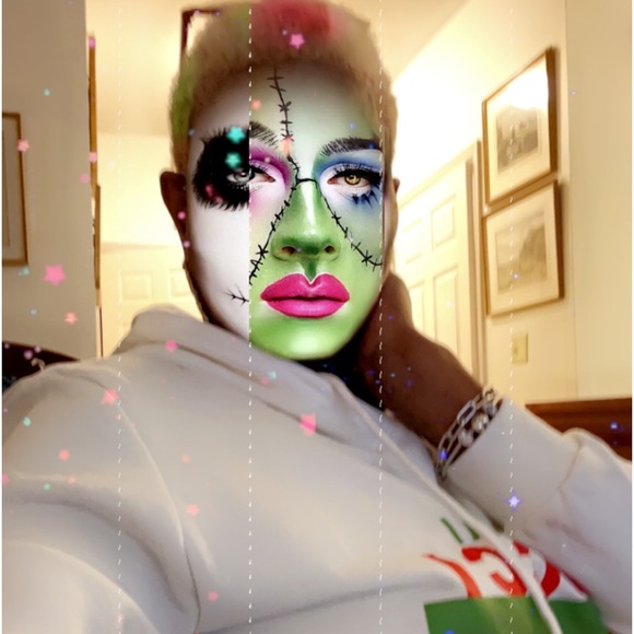 Meet your Posher, Tracy - Picture 2 of 2